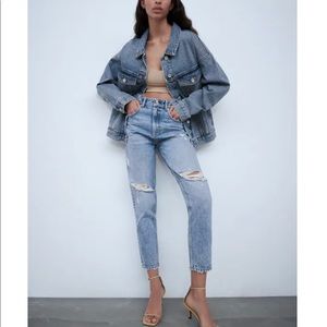 Zara Ripped Mom Jeans US 2 with tags